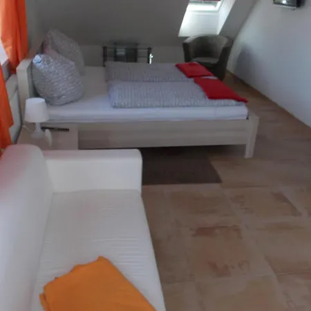 Apartment Kombi / Haus Mit Dachterrasse *